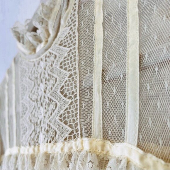 Vintage Victorian Lace Length Cream Colored Dress - Picture 8 of 13